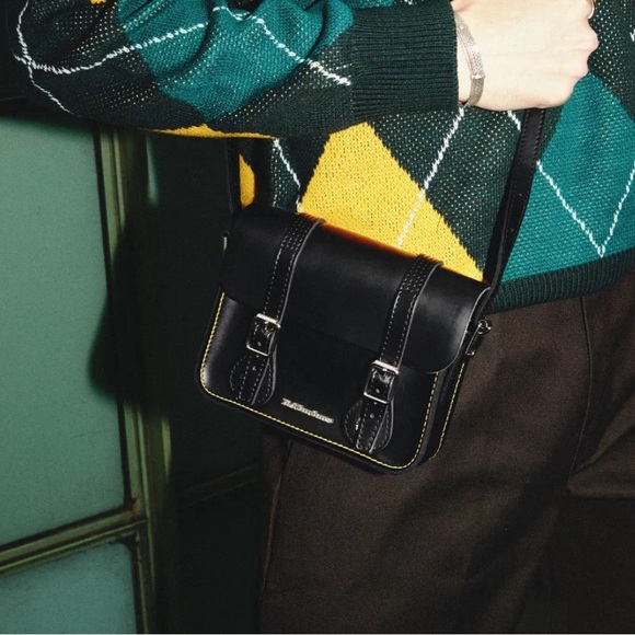 Dr. Martens mini satchel purse crossbody - Picture 4 of 12